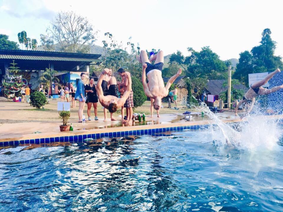 Pai Circus Hostel Dış mekan fotoğraf